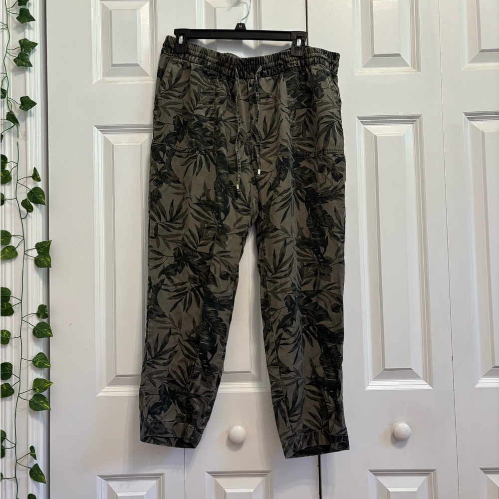 Old Navy Olive Leaf-Print Drawstring Joggers